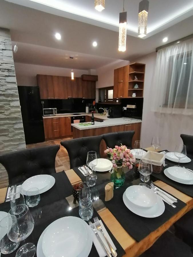 Къща За Гости Радост Guest House Radost Razlog Eksteriør bilde