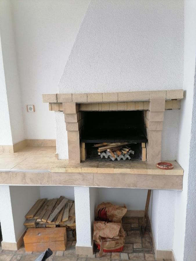 Къща За Гости Радост Guest House Radost Razlog Eksteriør bilde